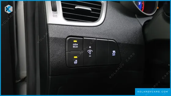 HYUNDAI ELANTRA (AVANTE) 1.6 GDI SMART