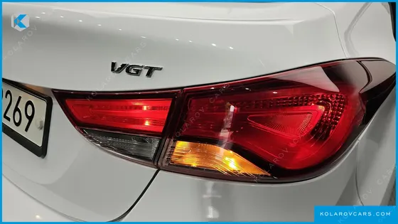 HYUNDAI ELANTRA (AVANTE) 1.6 VGT SMART