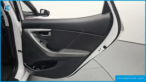 HYUNDAI ELANTRA (AVANTE) 1.6 VGT SMART
