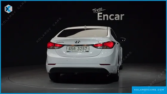 HYUNDAI ELANTRA (AVANTE) 1.6 GDI SMART