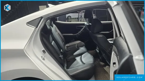 HYUNDAI ELANTRA (AVANTE) 1.6 GDI SMART