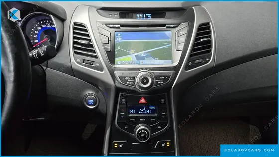 HYUNDAI ELANTRA (AVANTE) 1.6 GDI SMART