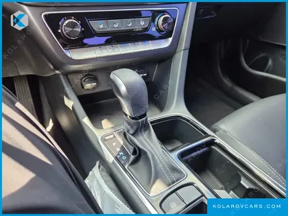 HYUNDAI SONATA LPI STYLE