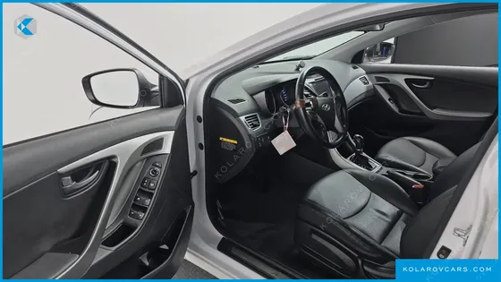 HYUNDAI ELANTRA (AVANTE) 1.6 GDI SMART