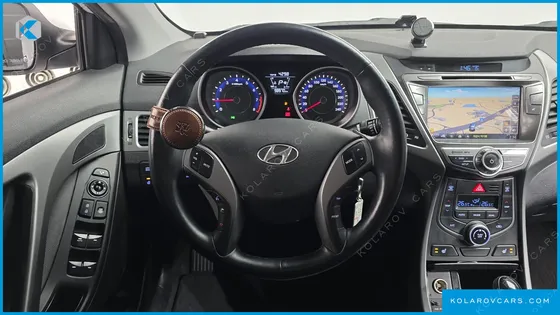 HYUNDAI ELANTRA (AVANTE) 1.6 GDI SMART