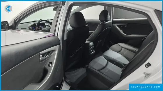 HYUNDAI ELANTRA (AVANTE) 1.6 GDI SMART