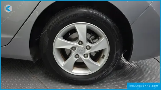 HYUNDAI ELANTRA (AVANTE) 1.6 GDI SMART