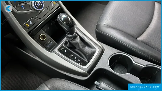 HYUNDAI ELANTRA (AVANTE) 1.6 GDI SMART
