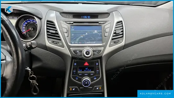 HYUNDAI ELANTRA (AVANTE) 1.6 GDI SMART