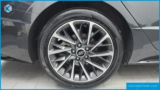 HYUNDAI SONATA 1.6 TURBO
