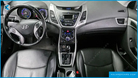 HYUNDAI ELANTRA (AVANTE) 1.6 GDI SMART