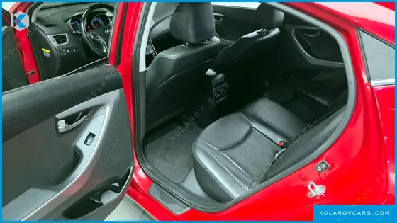HYUNDAI ELANTRA (AVANTE) 1.6 GDI SMART