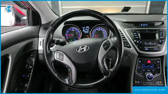 HYUNDAI ELANTRA (AVANTE) 1.6 GDI SMART