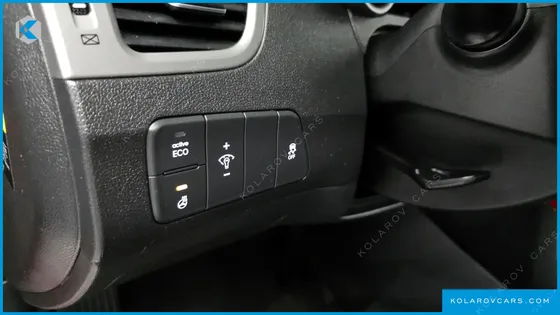 HYUNDAI ELANTRA (AVANTE) 1.6 GDI SMART