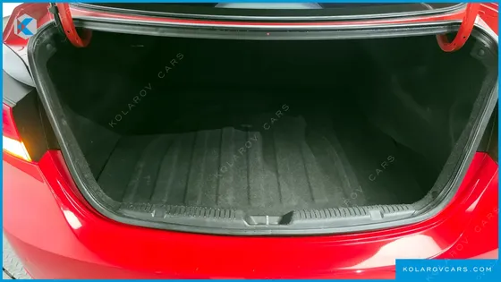 HYUNDAI ELANTRA (AVANTE) 1.6 GDI SMART