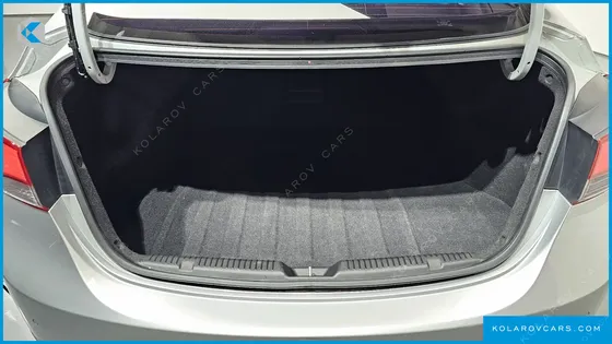 HYUNDAI ELANTRA (AVANTE) 1.6 GDI SMART