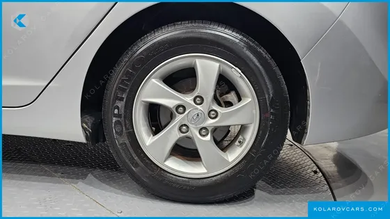 HYUNDAI ELANTRA (AVANTE) 1.6 GDI SMART