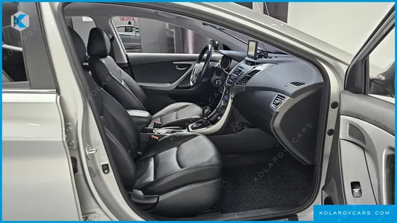 HYUNDAI ELANTRA (AVANTE) 1.6 GDI SMART