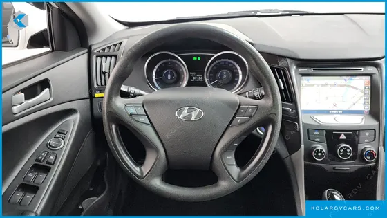 HYUNDAI SONATA LPI MODERN