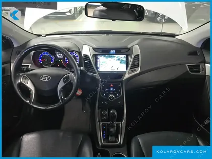 HYUNDAI ELANTRA (AVANTE) 1.6 GDI SMART