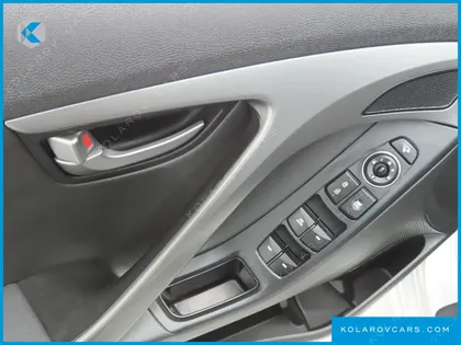 HYUNDAI ELANTRA (AVANTE) 1.6 GDI SMART