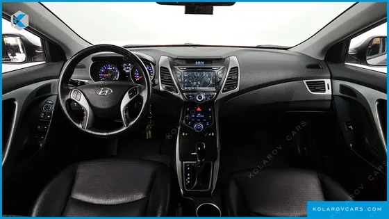 HYUNDAI ELANTRA (AVANTE) 1.6 GDI SMART