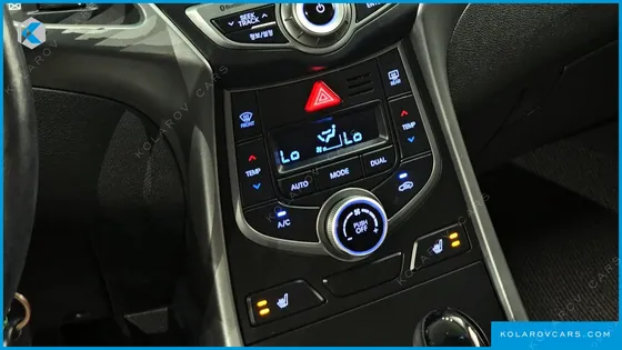 HYUNDAI ELANTRA (AVANTE) 1.6 GDI SMART
