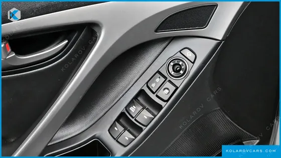 HYUNDAI ELANTRA (AVANTE) 1.6 GDI SMART