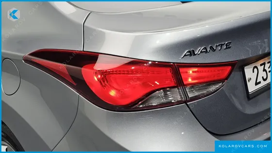 HYUNDAI ELANTRA (AVANTE) 1.6 GDI MODERN