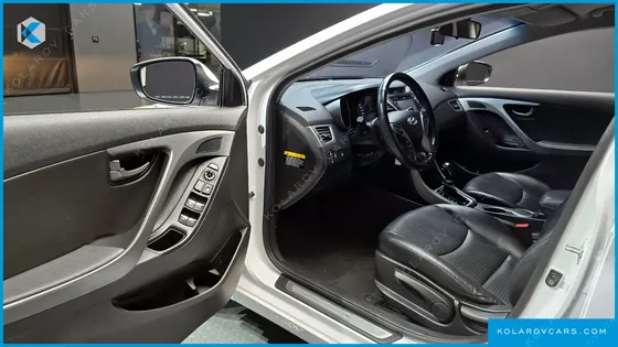 HYUNDAI ELANTRA (AVANTE) 1.6 GDI SMART