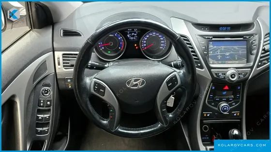 HYUNDAI ELANTRA (AVANTE) 1.6 GDI SMART
