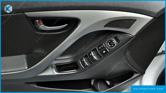 HYUNDAI ELANTRA (AVANTE) 1.6 GDI SMART