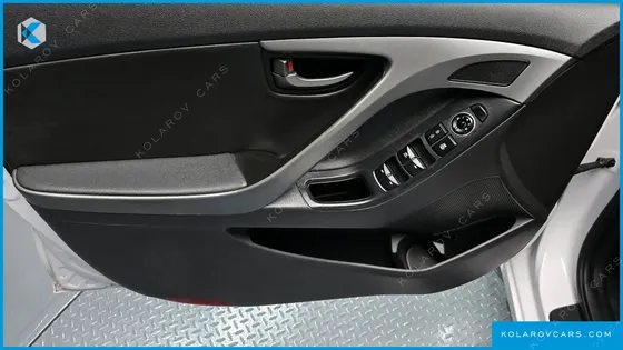 HYUNDAI ELANTRA (AVANTE) 1.6 GDI SMART