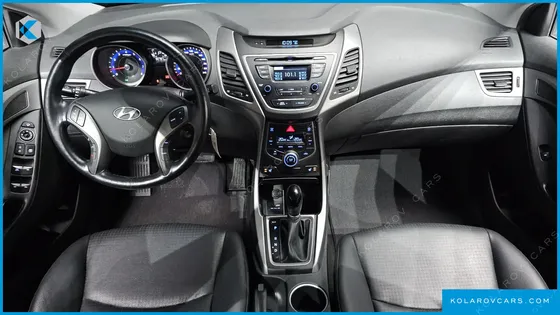 HYUNDAI ELANTRA (AVANTE) 1.6 GDI SMART