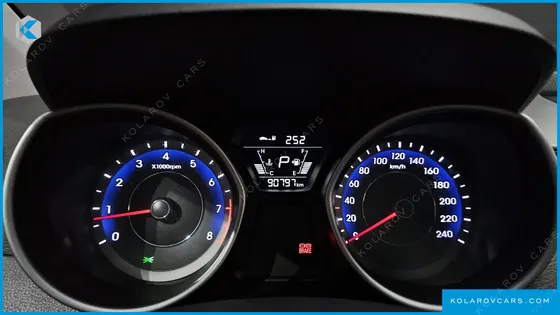 HYUNDAI ELANTRA (AVANTE) 1.6 GDI SMART