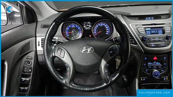 HYUNDAI ELANTRA (AVANTE) 1.6 GDI SMART