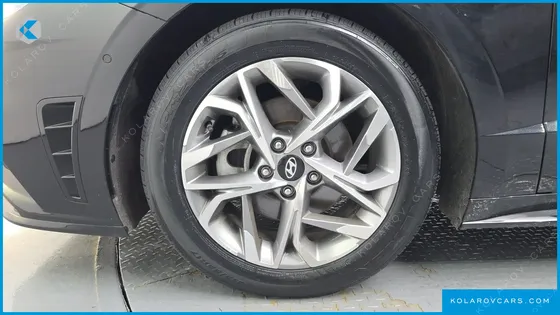 HYUNDAI SONATA 2.0