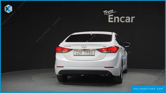 HYUNDAI ELANTRA (AVANTE) 1.6 GDI SMART