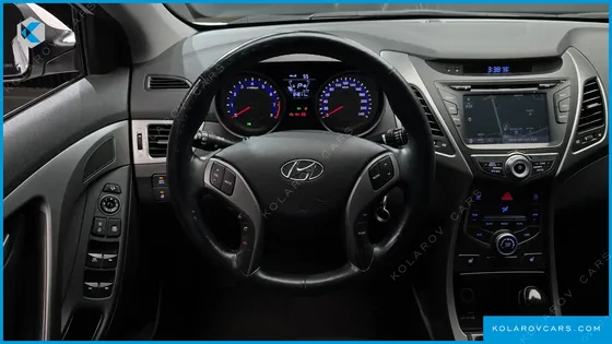 HYUNDAI ELANTRA (AVANTE) 1.6 GDI SMART