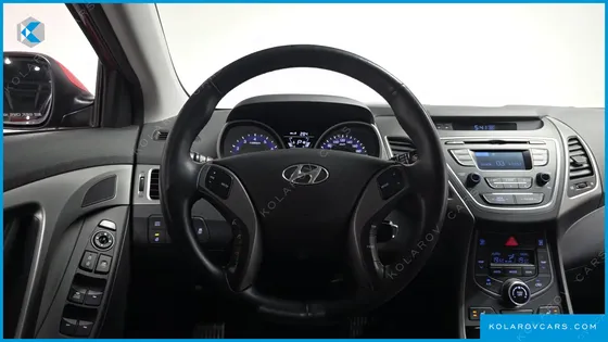 HYUNDAI ELANTRA (AVANTE) 1.6 GDI SMART