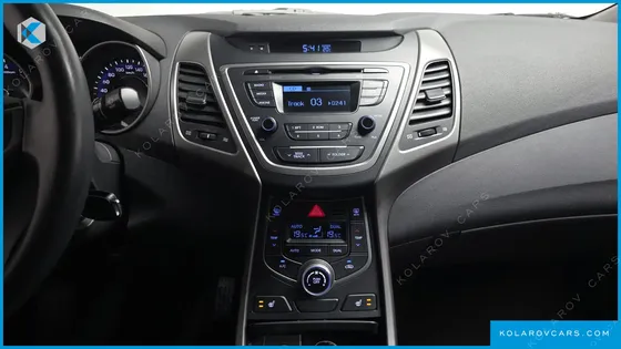 HYUNDAI ELANTRA (AVANTE) 1.6 GDI SMART