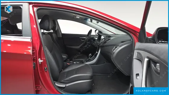 HYUNDAI ELANTRA (AVANTE) 1.6 GDI SMART