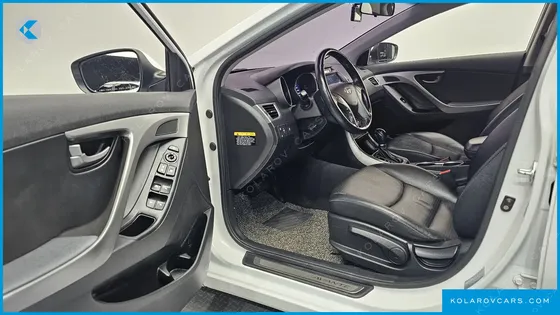 HYUNDAI ELANTRA (AVANTE) 1.6 GDI SMART