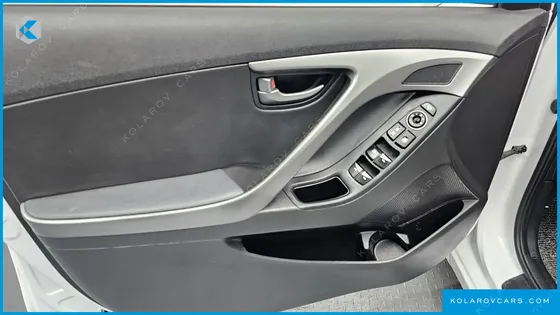 HYUNDAI ELANTRA (AVANTE) 1.6 GDI SMART