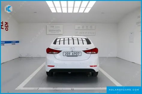 HYUNDAI ELANTRA (AVANTE) 1.6 GDI SMART