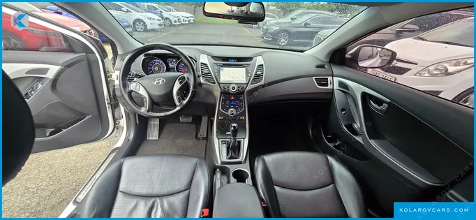 HYUNDAI ELANTRA (AVANTE) 1.6 GDI SMART