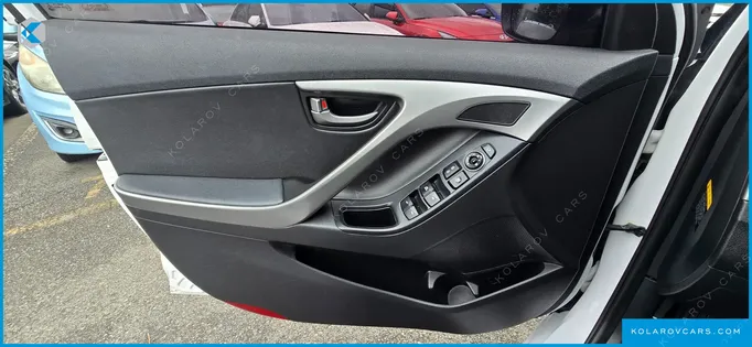 HYUNDAI ELANTRA (AVANTE) 1.6 GDI SMART