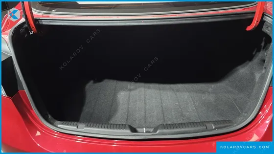 HYUNDAI ELANTRA (AVANTE) 1.6 GDI SMART