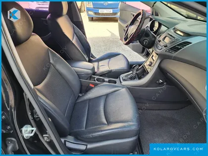 HYUNDAI ELANTRA (AVANTE) 1.6 GDI SMART