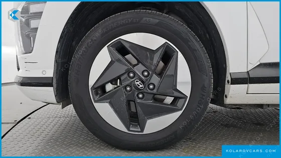 HYUNDAI KONA LONG RANGE